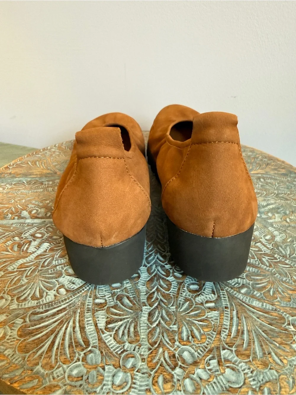 NWOT!  Aetrex Brianna brown suede ballet flat size 36